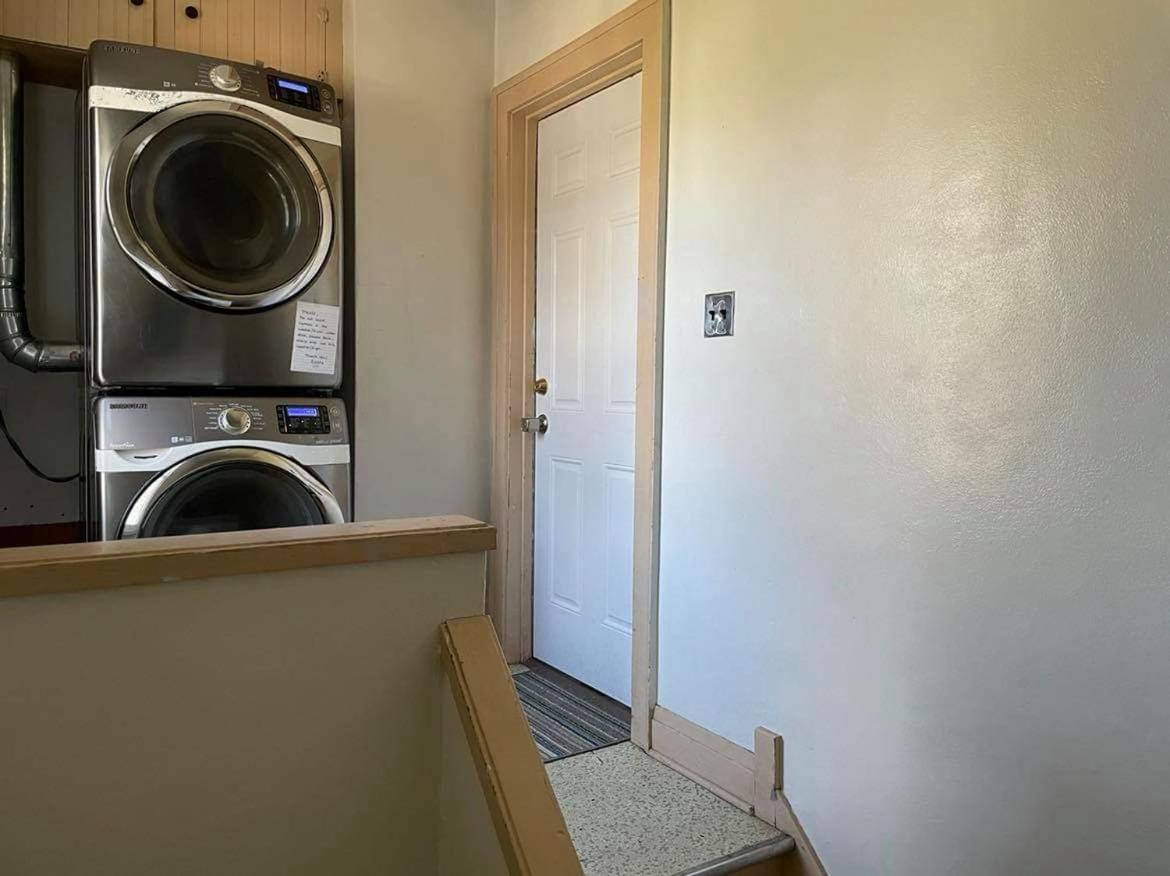 2 Bedroom Apt Near Great Lakes Naval Base And 6 Flags ウォキーガン エクステリア 写真